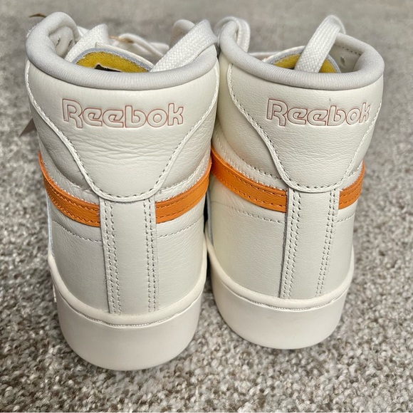 Reebok Club C Form High-top Sneaker Sz 9.5 In Chalk/Peach Fuzz/Burnt Orange NWT - Picture 8 of 10